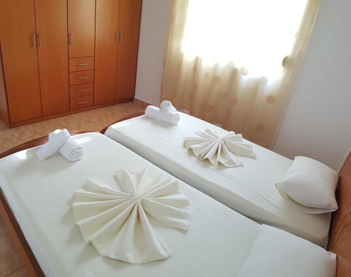 Stunning Sea View Apartments Sarandë Eksteriør bilde