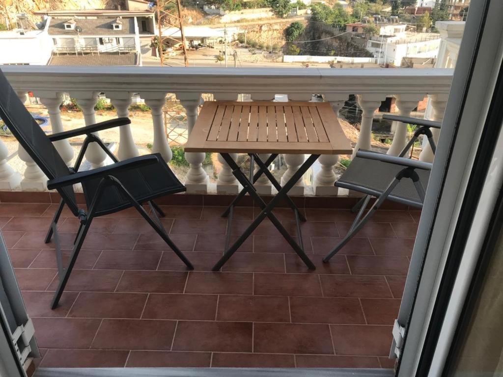 Stunning Sea View Apartments Sarandë Eksteriør bilde